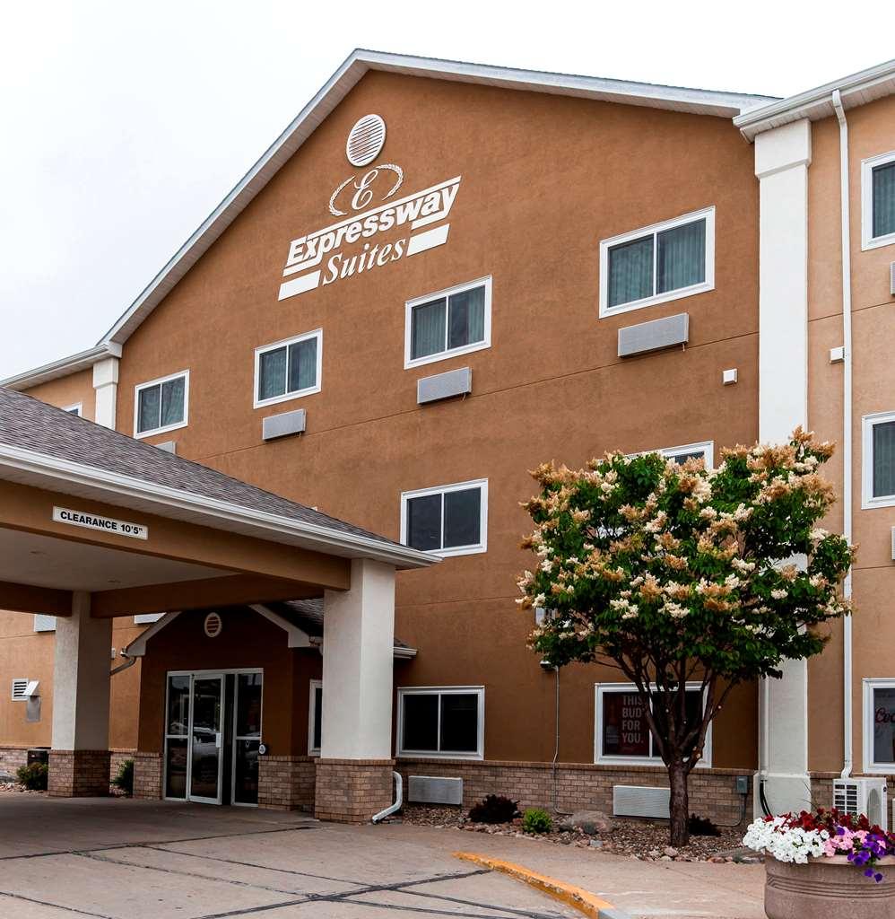 Everspring Suites Bismarck Eksteriør bilde